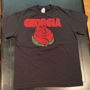 UGA Rose Bowl 2017-18 T-Shirt Sz Medium 
Gildan Heavy Cotton EUC